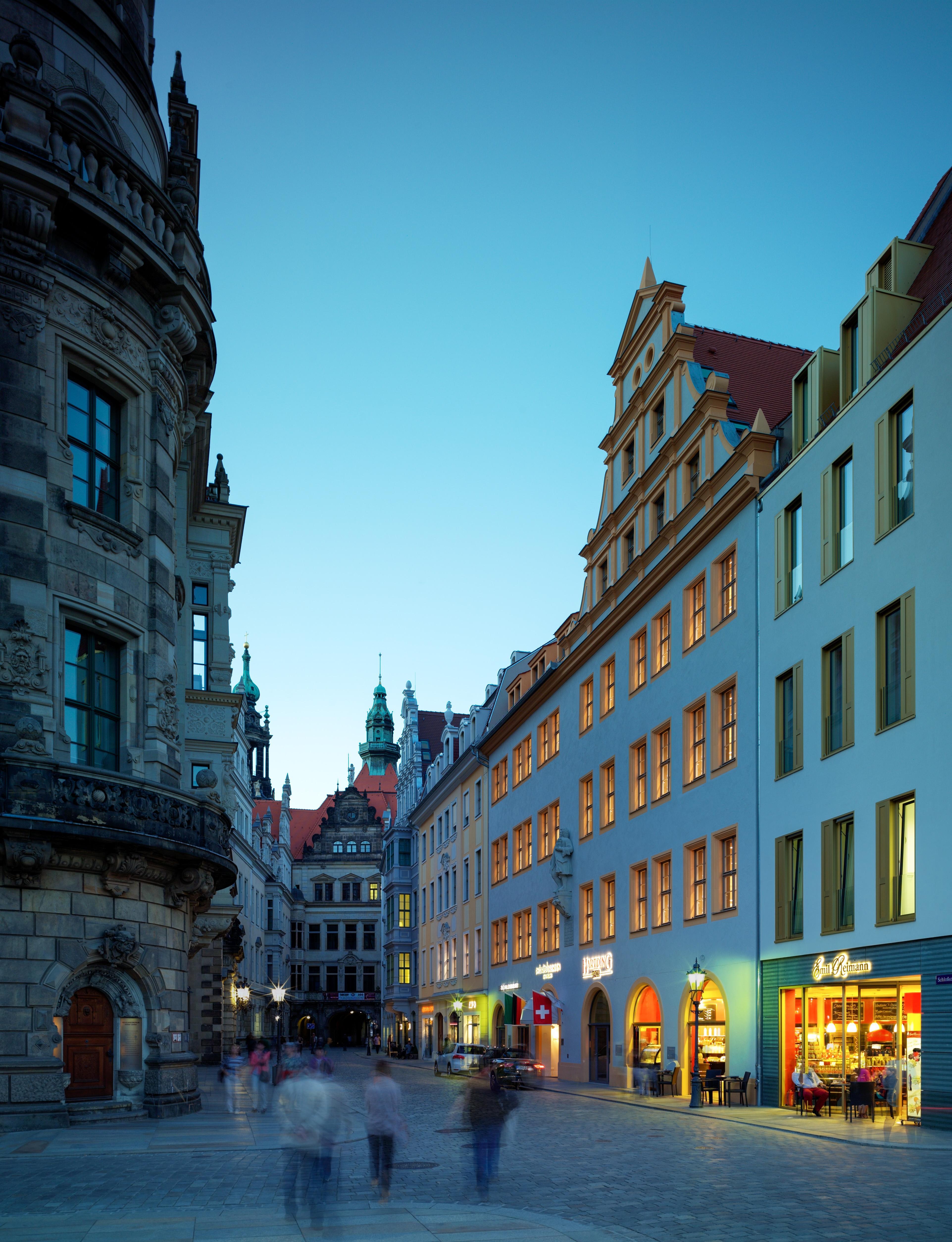 Hyperion Hotel Dresden Am Schloss Exterior photo The Old Town of Leipzig